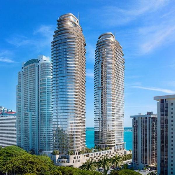 Maria Fernanda Cruz | St. Regis Residences Brickell